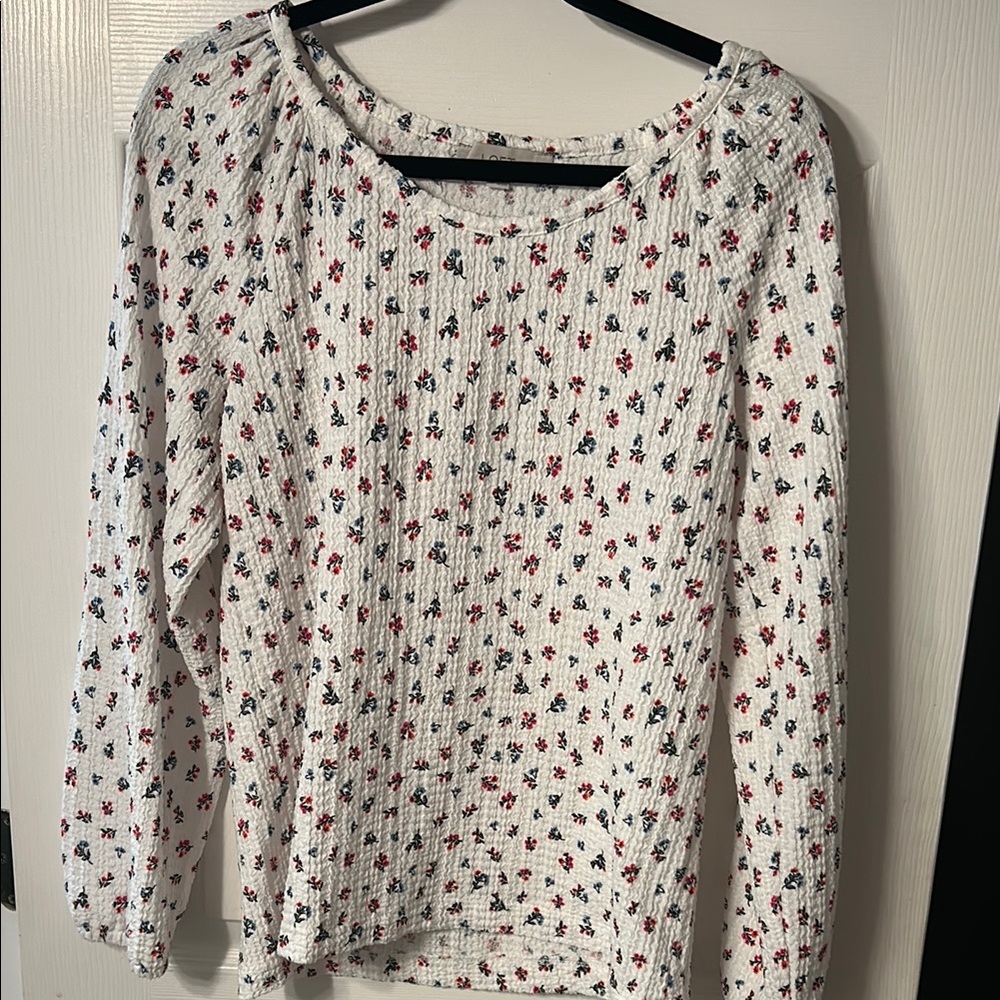 Floral Print Textured Women's Top - White with Red and Black & Blue Accents